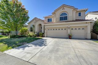 2371 Amber Falls Dr, Rocklin, CA 95765