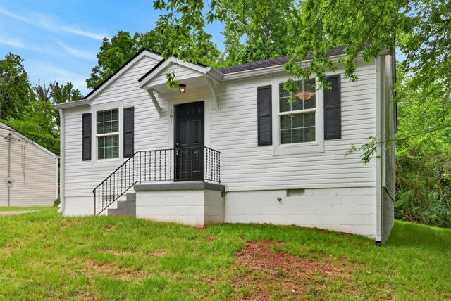 101 Valley View Cir, Clarksville, TN 37040