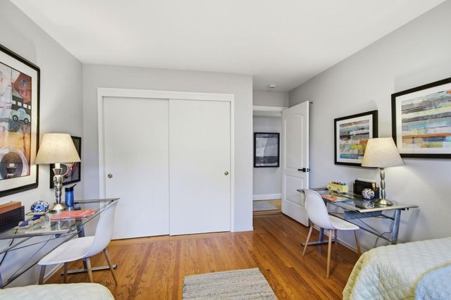 950 Black Mountain Court, Los Altos, CA 94024