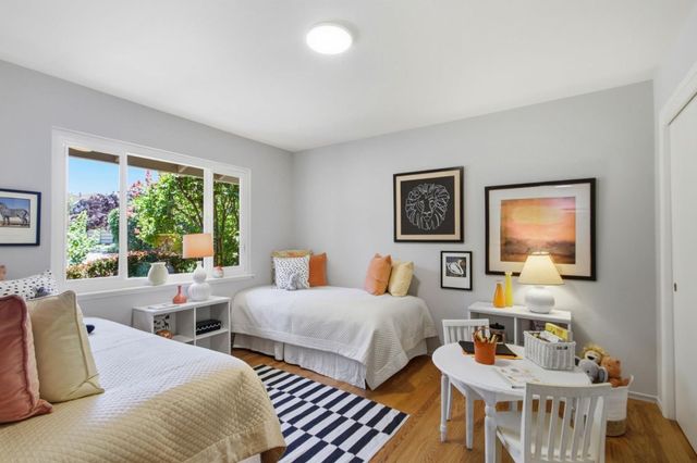950 Black Mountain Court, Los Altos, CA 94024