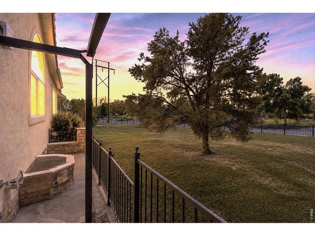 2957 Sonata Bay Ct, Longmont, CO 80503