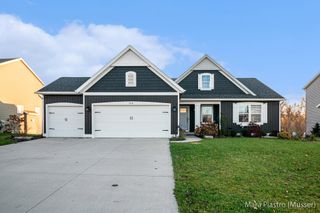 2116 Brindle Drive, Jamestown Twp, MI 49426