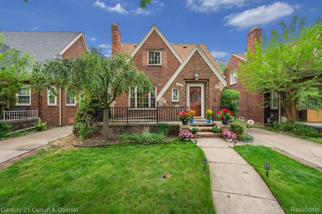 7841 Bingham Street, Dearborn, MI 48126