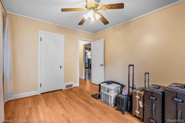 7841 Bingham Street, Dearborn, MI 48126