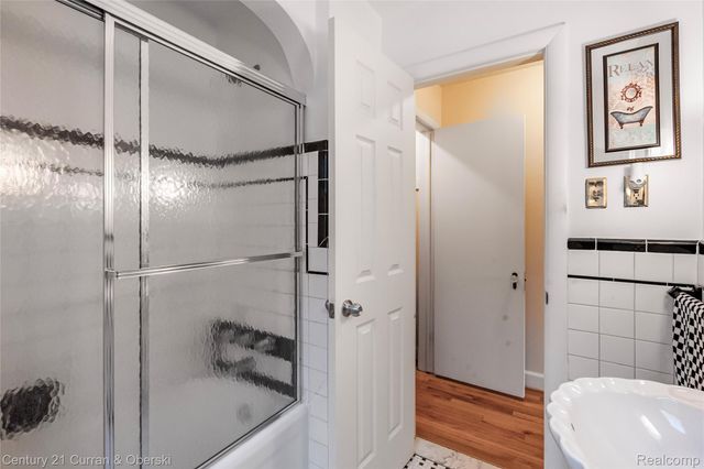 7841 Bingham Street, Dearborn, MI 48126