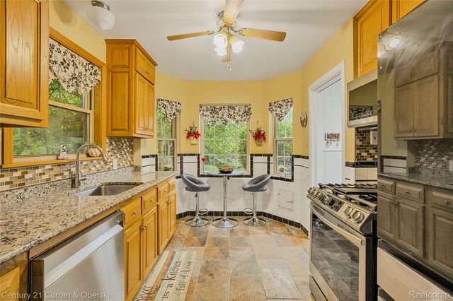 7841 Bingham Street, Dearborn, MI 48126