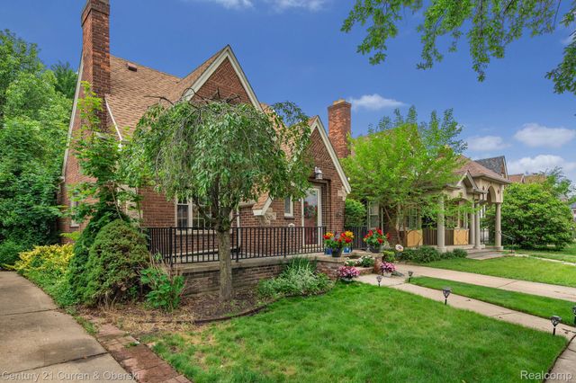 7841 Bingham Street, Dearborn, MI 48126