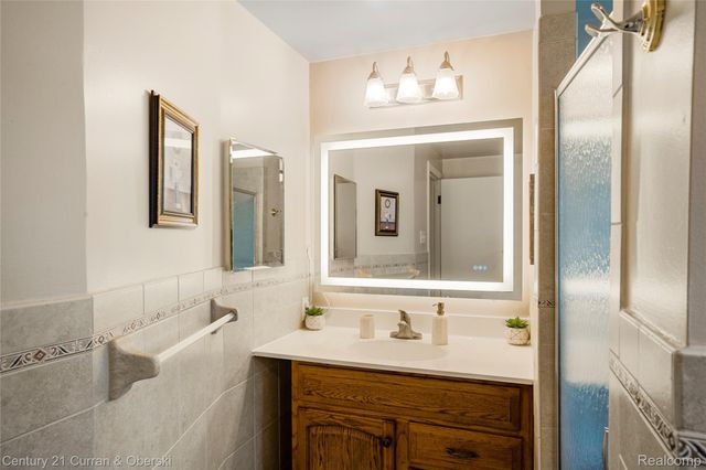 7841 Bingham Street, Dearborn, MI 48126