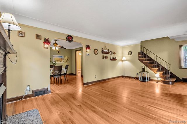 7841 Bingham Street, Dearborn, MI 48126