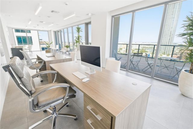 239 SW 9th St 2401, Miami, FL 33130