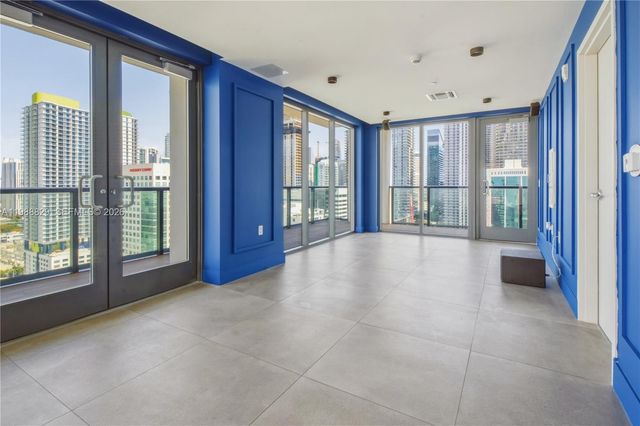 239 SW 9th St 2401, Miami, FL 33130