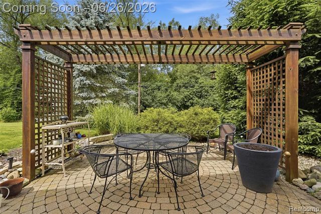 88 Luella Avenue, Ann Arbor, MI 48103