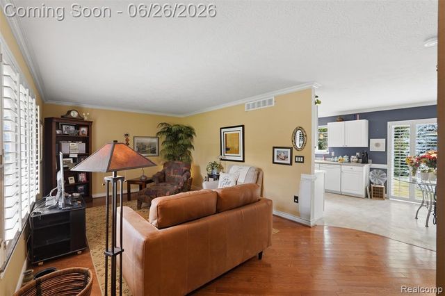 88 Luella Avenue, Ann Arbor, MI 48103