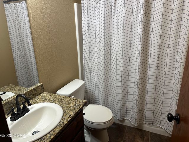 11448 Hickman Lane, Neosho, MO 64850