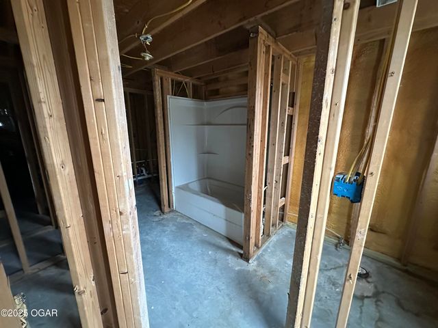 11448 Hickman Lane, Neosho, MO 64850