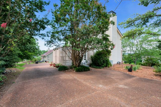 100 Eller Ct, Nashville, TN 37221