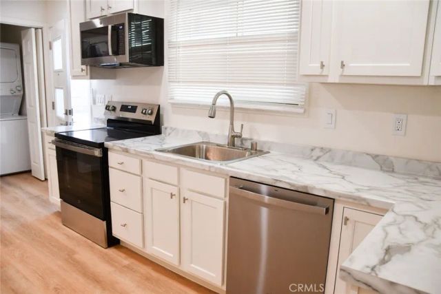 388 Parker B, Orange, CA 92868