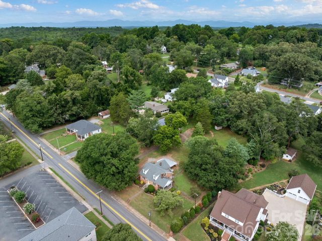 232 Maple Street, Rutherfordton, NC 28139