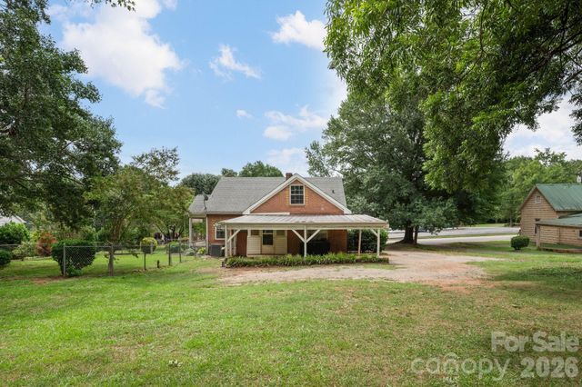 232 Maple Street, Rutherfordton, NC 28139