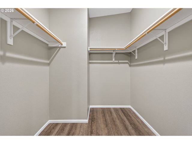 2889 KINNEY Loop, Eugene, OR 97408