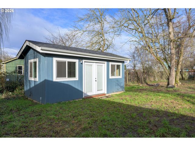 2889 KINNEY Loop, Eugene, OR 97408