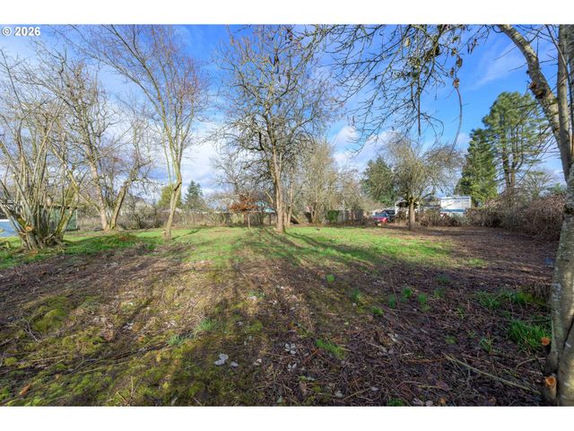 2889 KINNEY Loop, Eugene, OR 97408