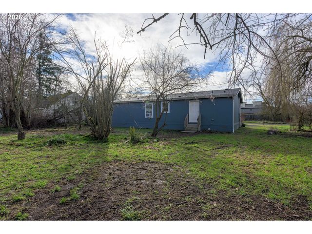 2889 KINNEY Loop, Eugene, OR 97408