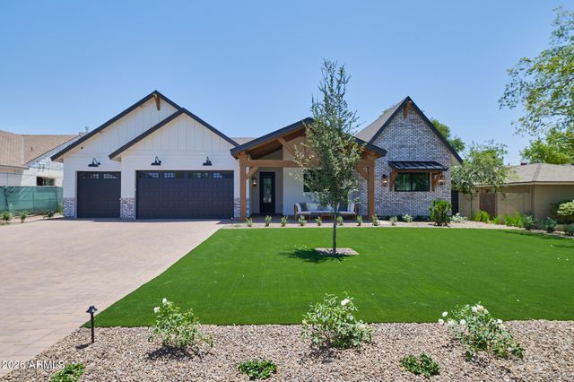 3913 E CAMPBELL Avenue, Phoenix, AZ 85018