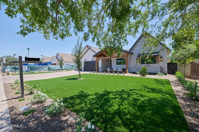 3913 E CAMPBELL Avenue, Phoenix, AZ 85018