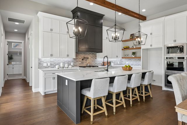3080 Glen Oaks Drive, Waxahachie, TX 75165
