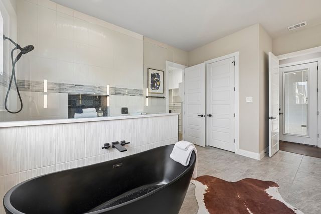 3080 Glen Oaks Drive, Waxahachie, TX 75165