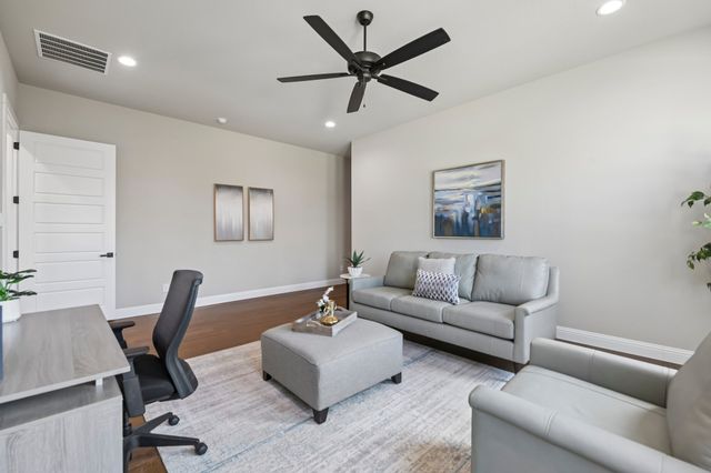 3080 Glen Oaks Drive, Waxahachie, TX 75165