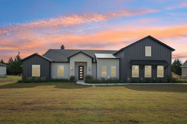 3080 Glen Oaks Drive, Waxahachie, TX 75165