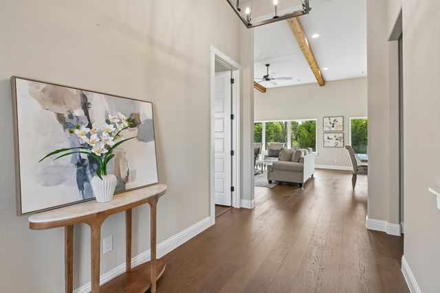 3080 Glen Oaks Drive, Waxahachie, TX 75165