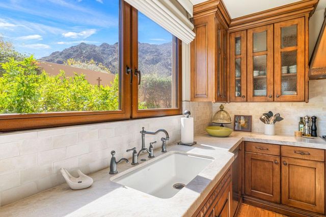 49783 Desert Vista Drive, Palm Desert, CA 92260