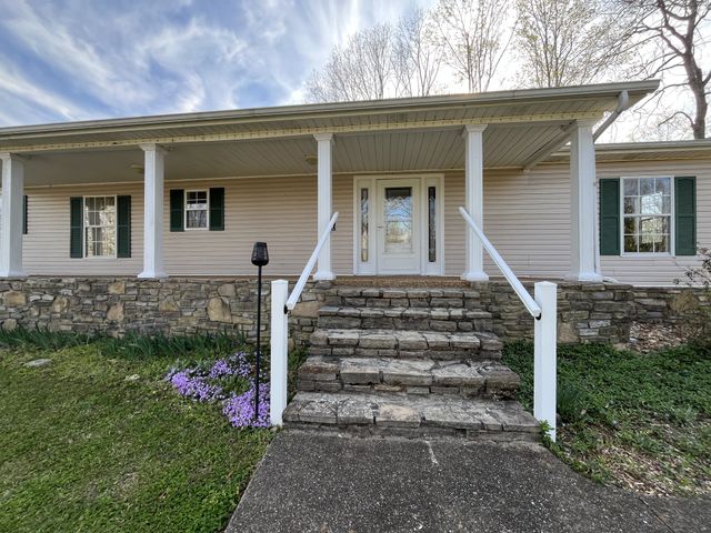 1763 Highway 166, N, Mount Pleasant, TN 38474