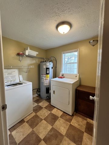 1763 Highway 166, N, Mount Pleasant, TN 38474
