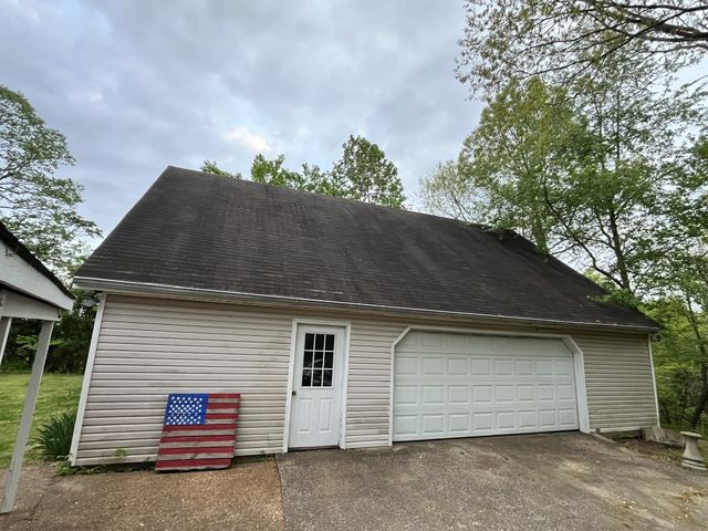 1763 Highway 166, N, Mount Pleasant, TN 38474