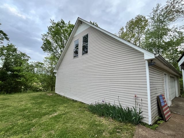 1763 Highway 166, N, Mount Pleasant, TN 38474