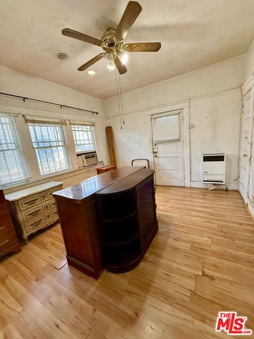 1473 W 47th Street, Los Angeles, CA 90062