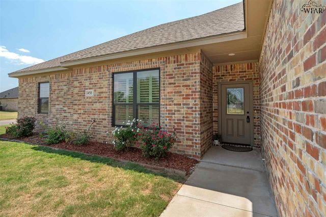 1430 DANBERRY STREET, Burkburnett, TX 76354