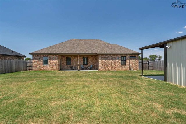1430 DANBERRY STREET, Burkburnett, TX 76354