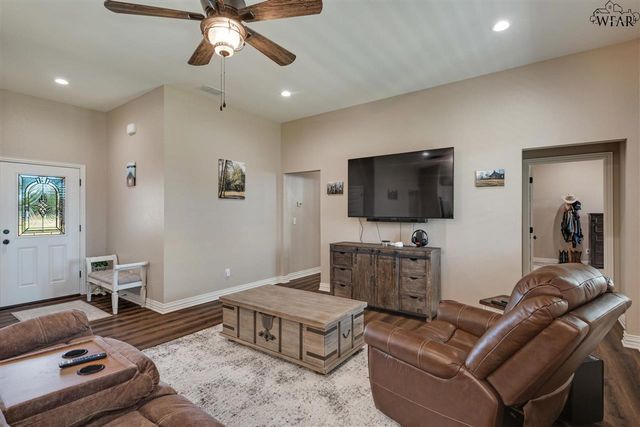 1430 DANBERRY STREET, Burkburnett, TX 76354