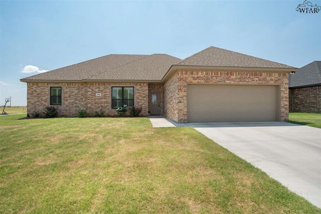 1430 DANBERRY STREET, Burkburnett, TX 76354