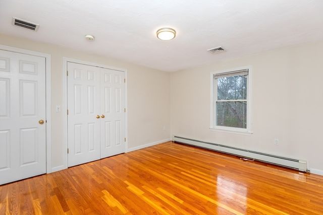 20 Teaberry Ln 1, Braintree, MA 02184