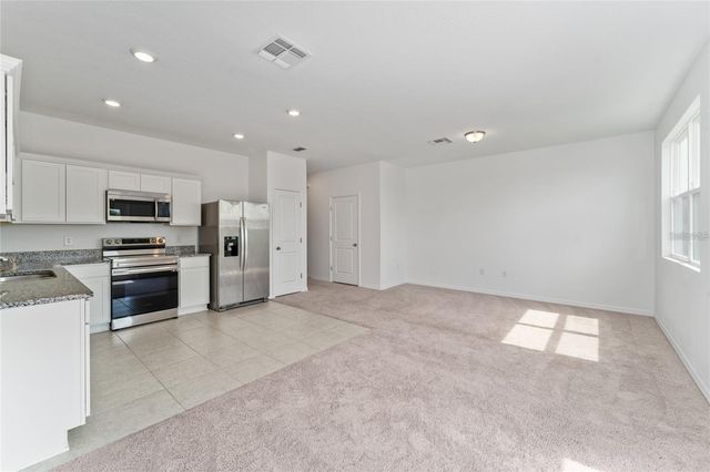 221 MANDOVI STREET, Davenport, FL 33837