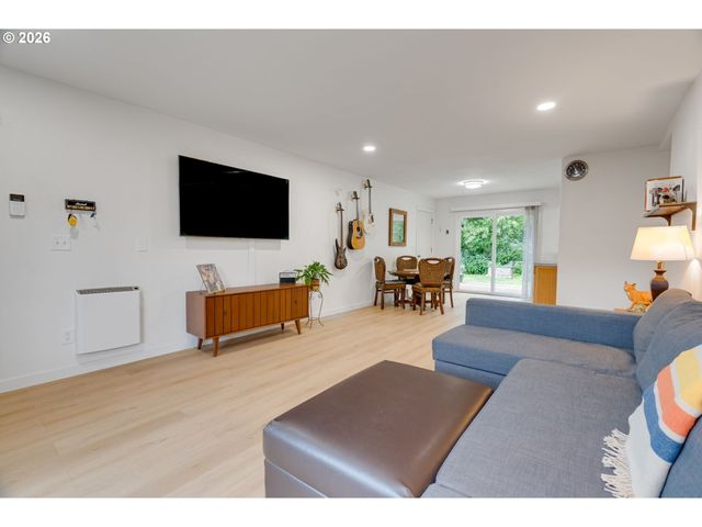 19 Ne 148TH Ave, Portland, OR 97230