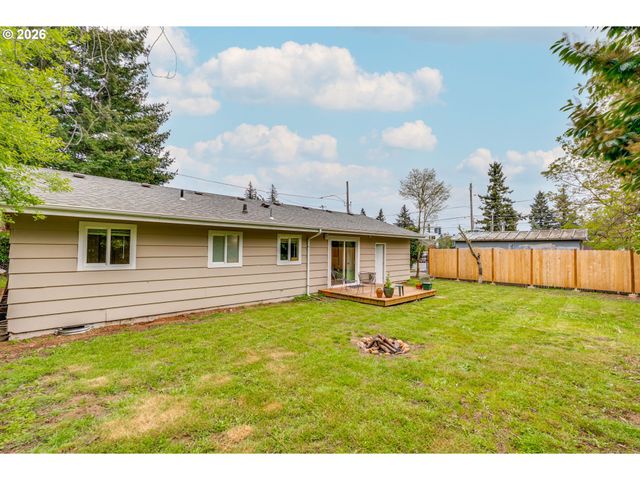 19 Ne 148TH Ave, Portland, OR 97230