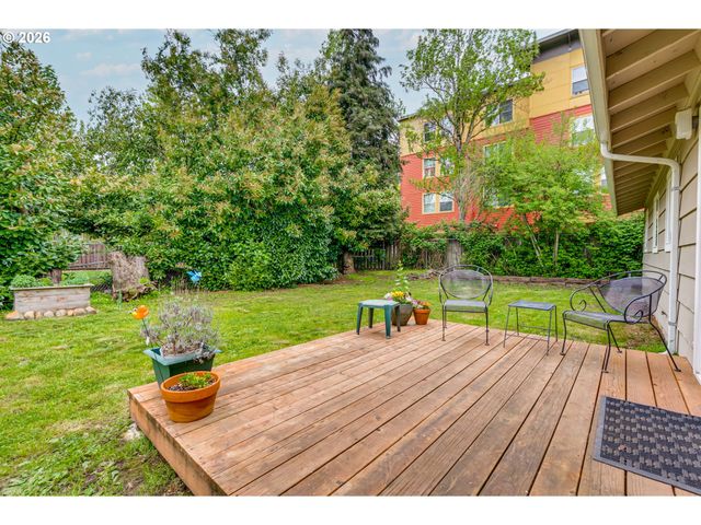 19 Ne 148TH Ave, Portland, OR 97230