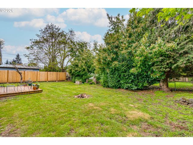 19 Ne 148TH Ave, Portland, OR 97230